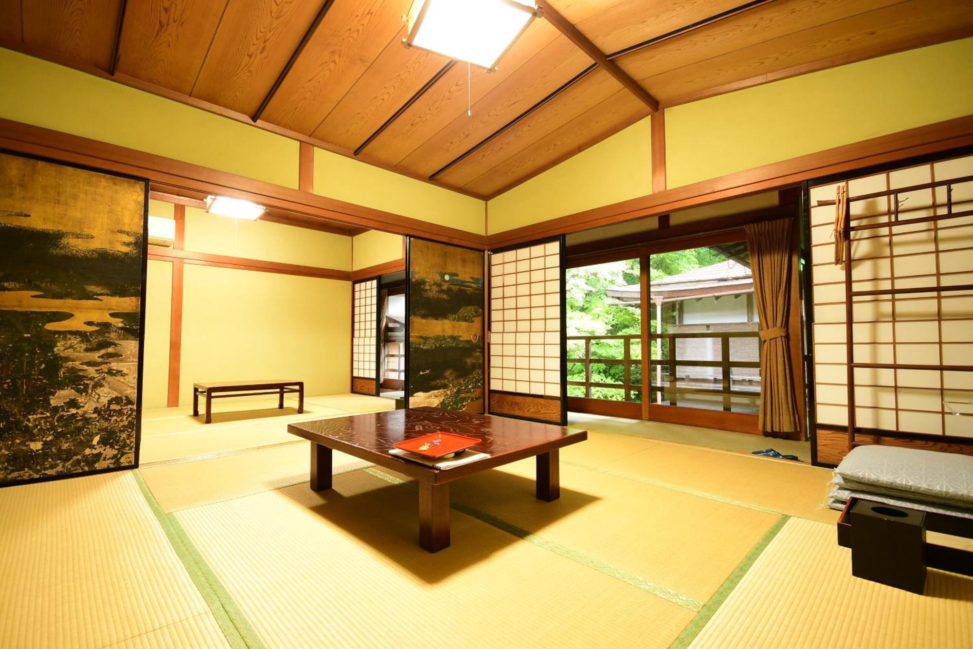Отель Koyasan Shukubo Fugenin Экстерьер фото